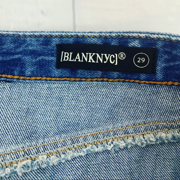 BLANK NYC Denim Jean Distressed Mini Skirt Sz 29 - Picture 6 of 11